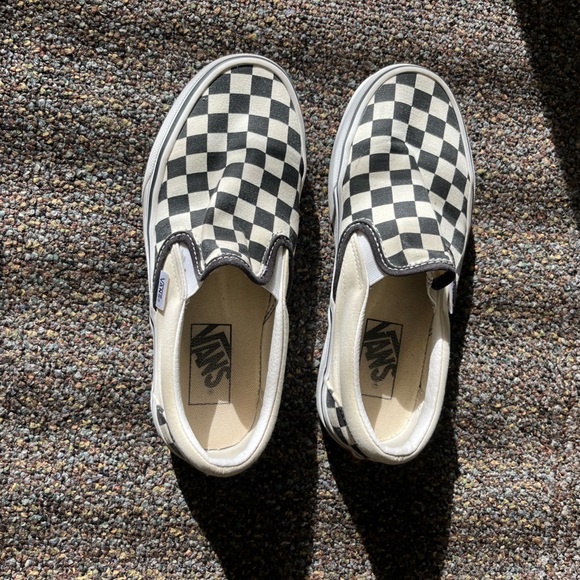 Women’s Checkerboard Vans - Picture 2 of 5